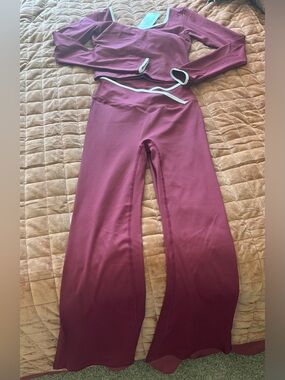 Women's Maroon Wide-Leg Yoga Pants - Maroon